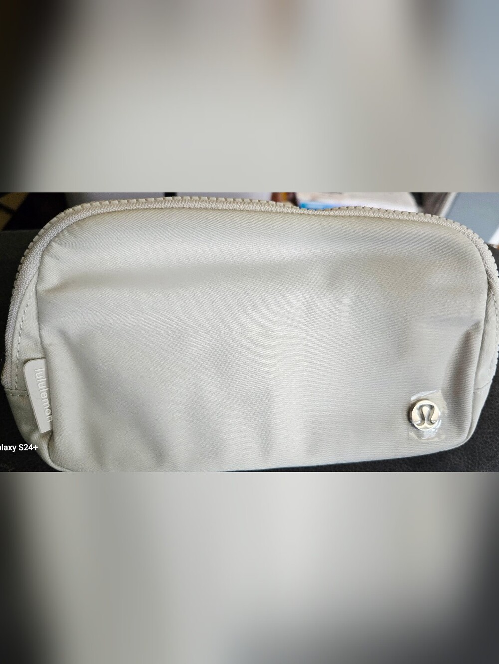 lululemon athletica light gray cosmetic pouch